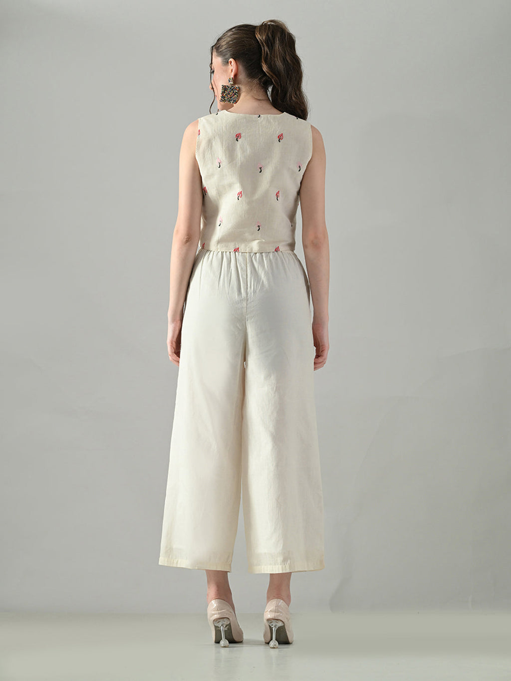 Myshka Women Off White Multicolor Thread Embroidered Co-Ord Set