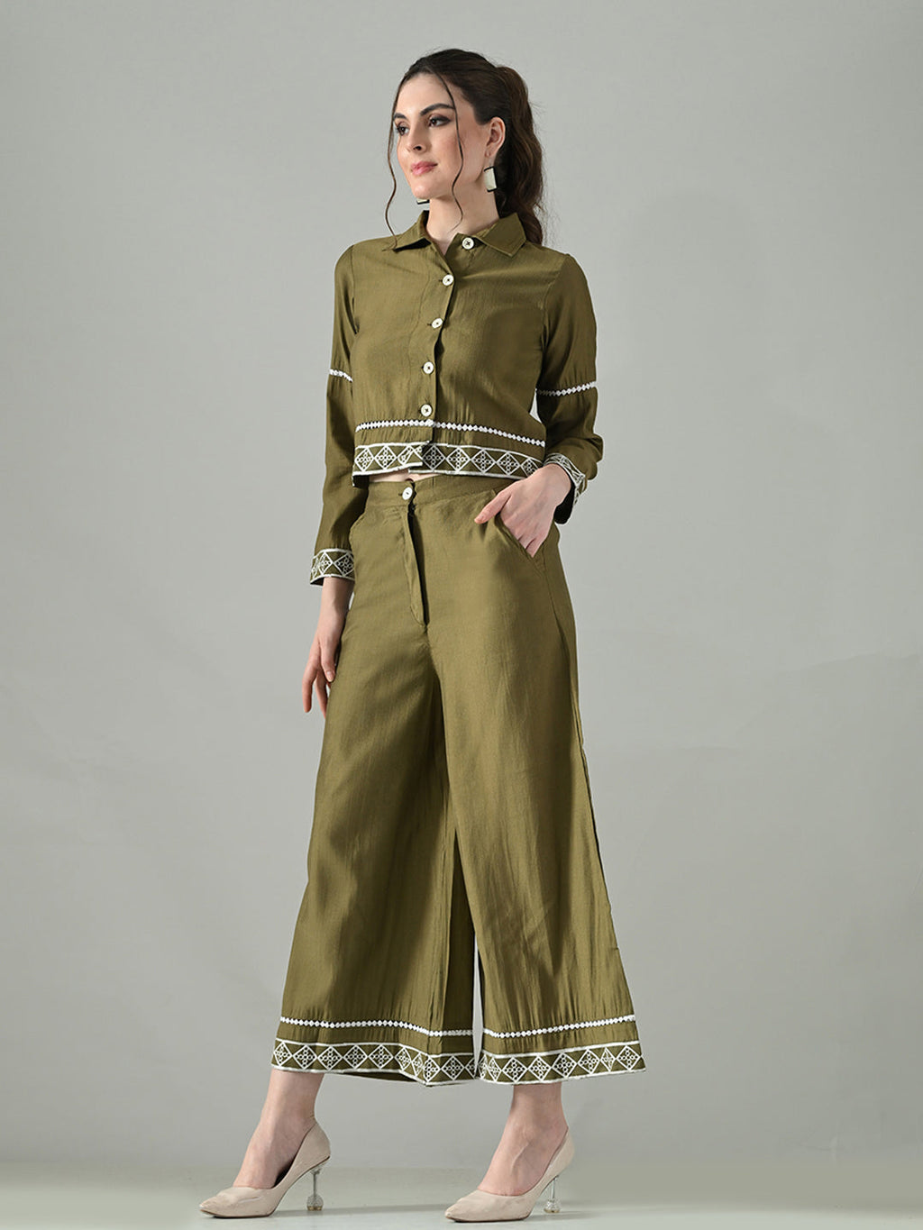 Myshka Women Olive Green Embroidered Co-Ord Set - Distacart