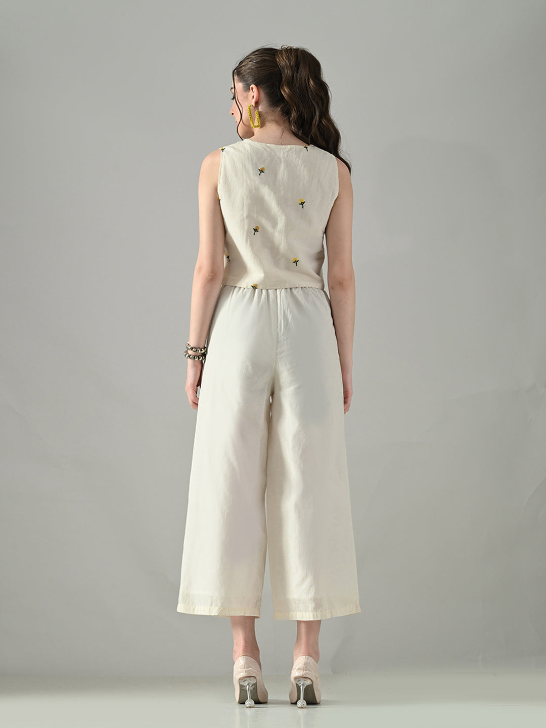 Myshka Women Off White Multicolor Thread Embroidered Waistcoat - Distacart