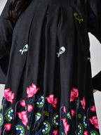 Myshka Women Black Multicolor Thread Embroidered Three-Quarter Sleeve Top