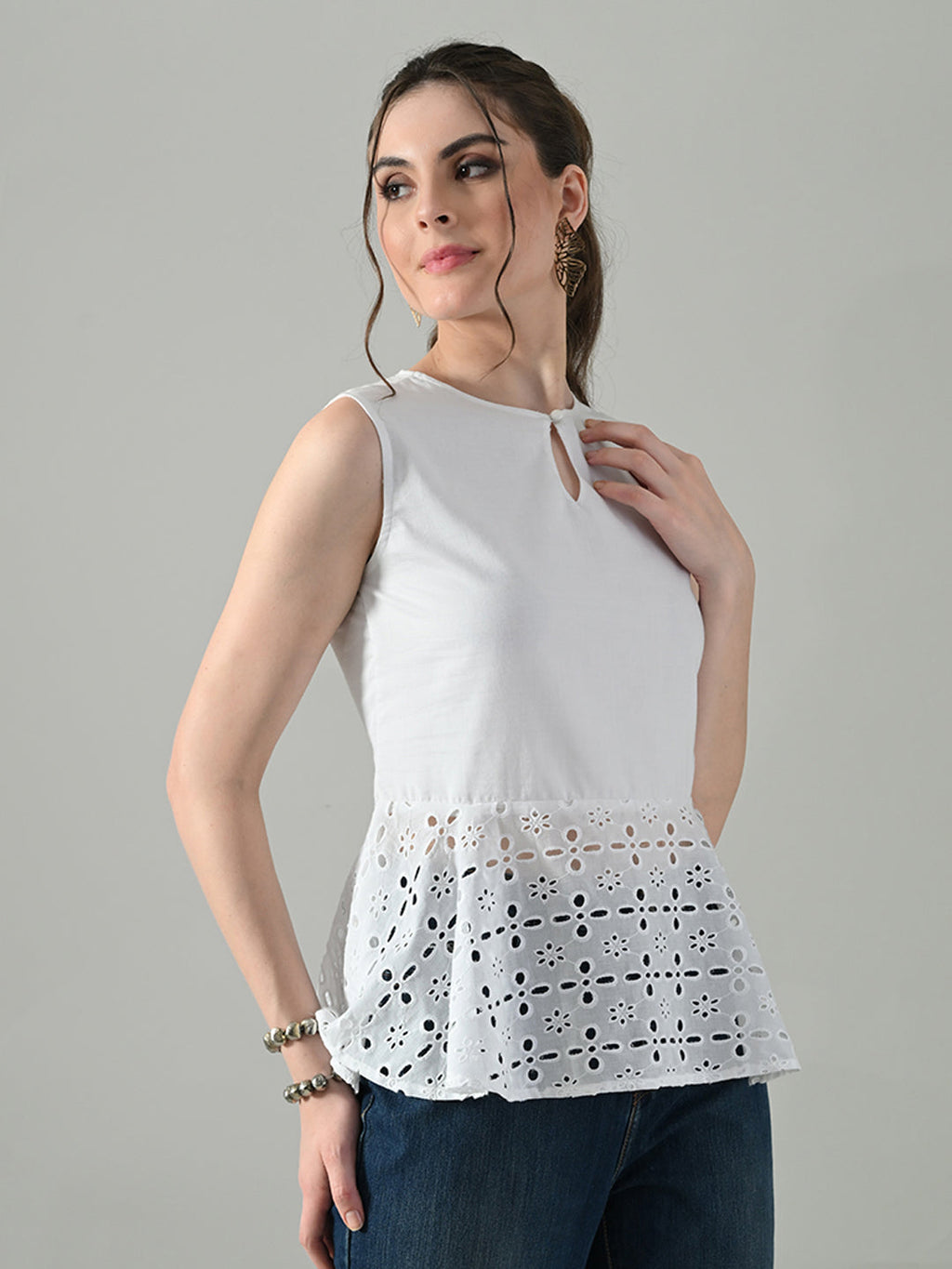 Myshka Women White Sleeveless Peplum Top Schiffli Work