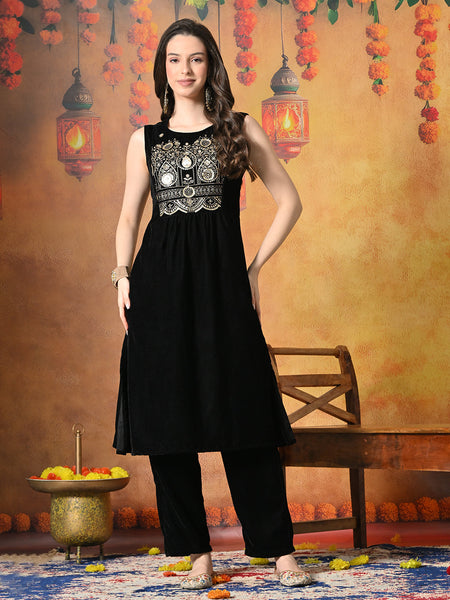 Myshka Women Black Velvet Embroidered Yoke Sleeveless Kurta Set