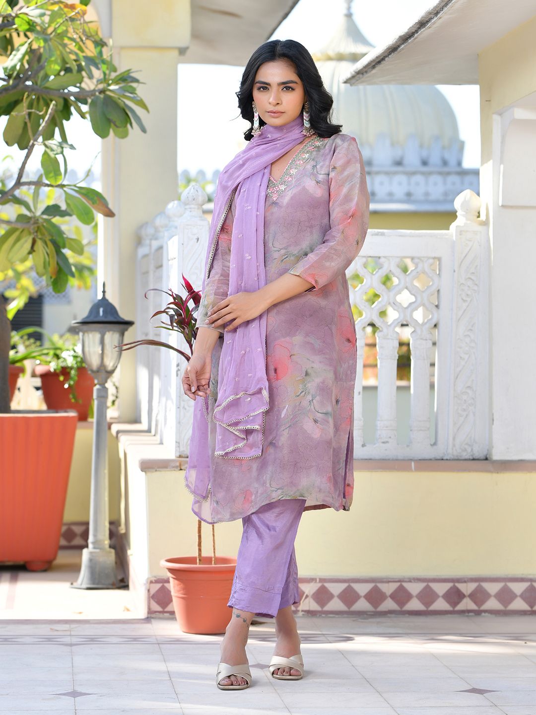 Vaasva Women's Lavender Viscose Tissue Digital Printed Suit Set