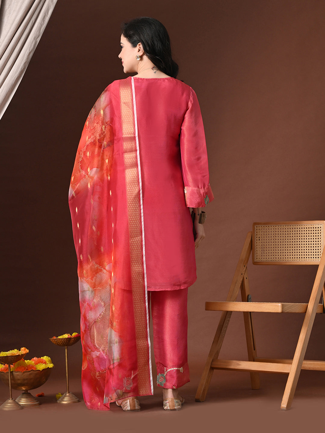 Myshka Women Pink Three-Fourth Bell Sleeves Kurta Set with Dupatta