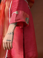 Myshka Women Pink Three-Fourth Bell Sleeves Kurta Set with Dupatta