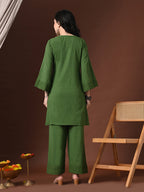 Myshka Women Green Pure Cotton Embroiderd Three-Forth Sleeve Kurta with Trouser - Distacart