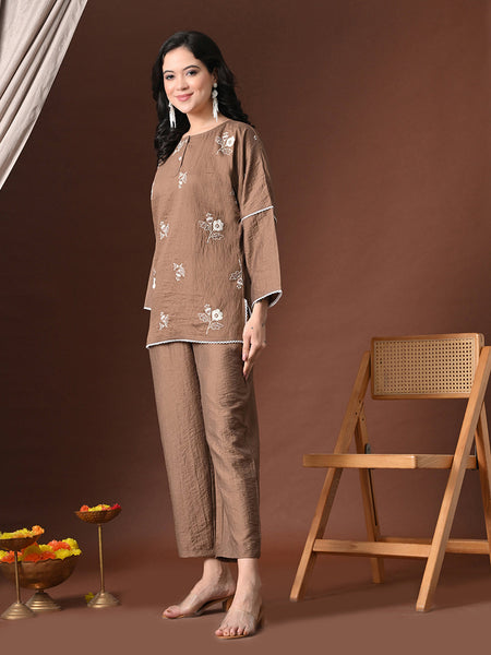 Myshka Women Brown Cotton Embroidered Three Fourth Sleeve Kurta with Trouser