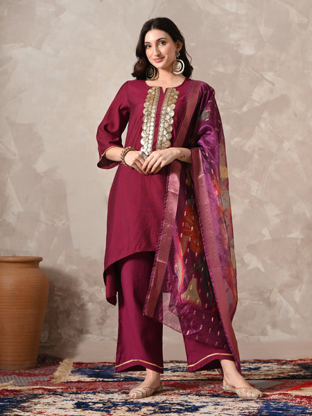 Myshka Women Magenta Floral Yoke Design Sequinned A-Line Kurta Set with Dupatta