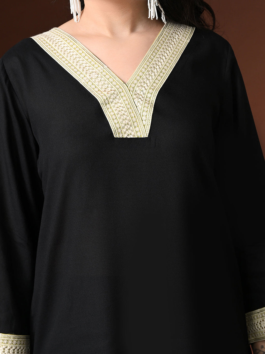 Myshka Women Black Rayon Three-Forth Sleeve Kurta with Trouser - Distacart