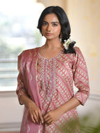Vaasva Women's Pale Pink Silk Digital Printed Suit Set