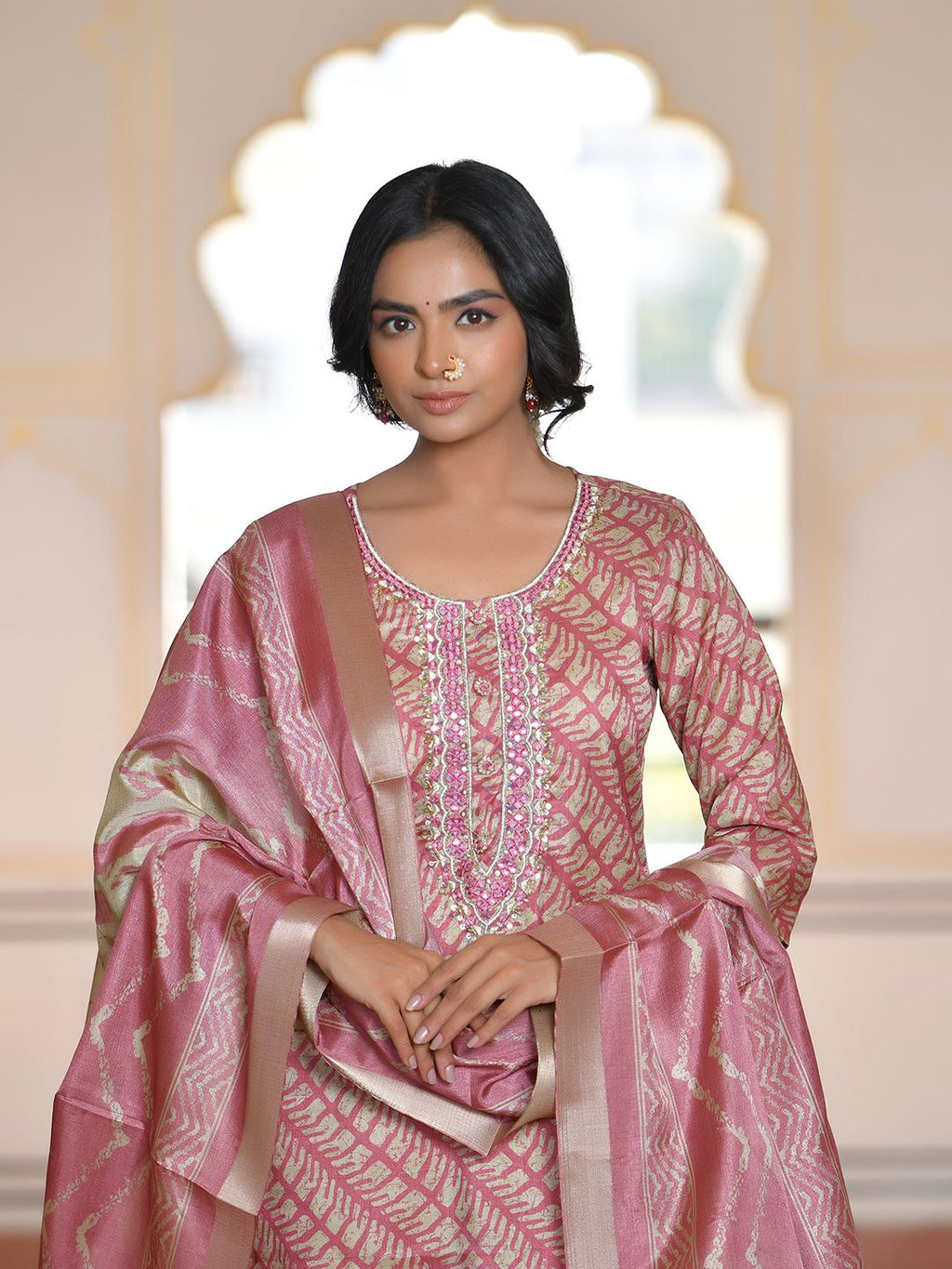 Vaasva Women's Pale Pink Silk Digital Printed Suit Set