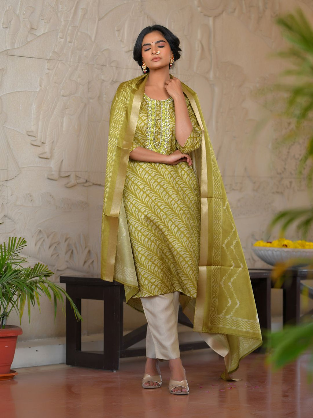Vaasva Women's Parrot Green Silk Digital Printed Suit Set