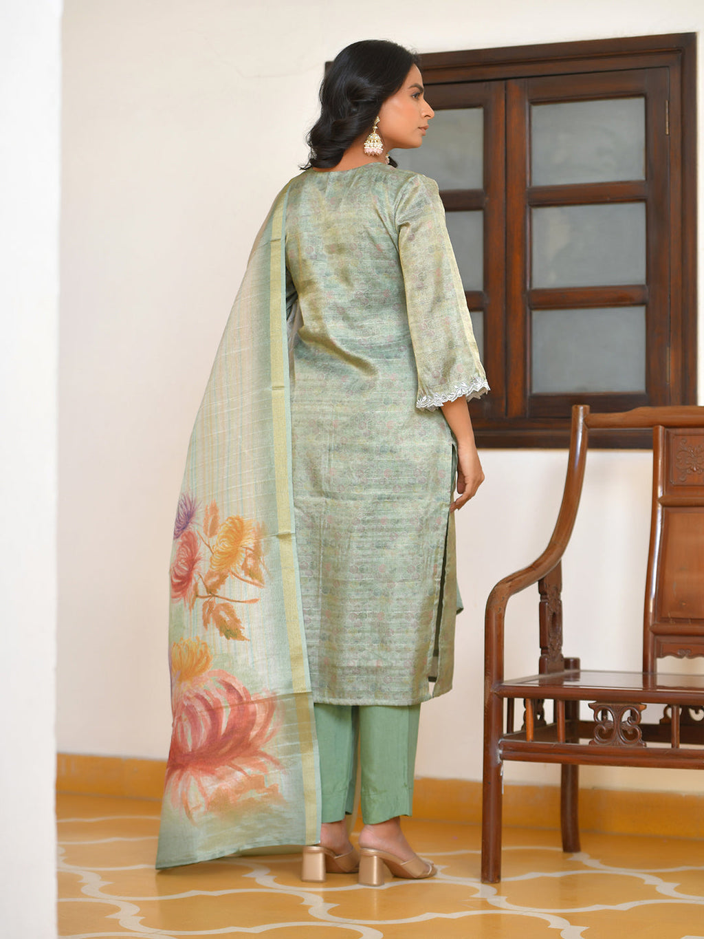 Vaasva Women's Pistachio Tissue Shimmer Digital Printed Suit Set