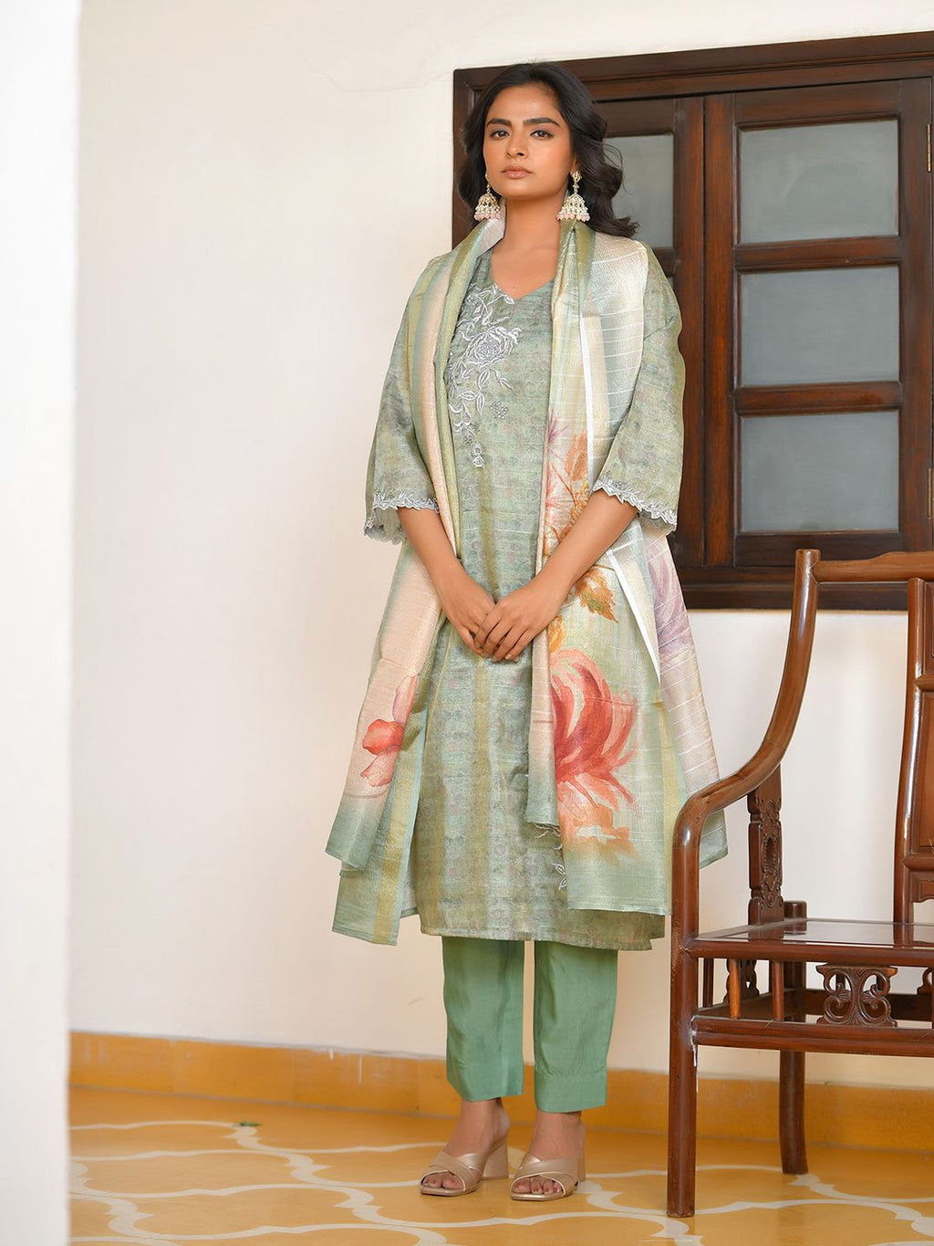 Vaasva Women's Pistachio Tissue Shimmer Digital Printed Suit Set