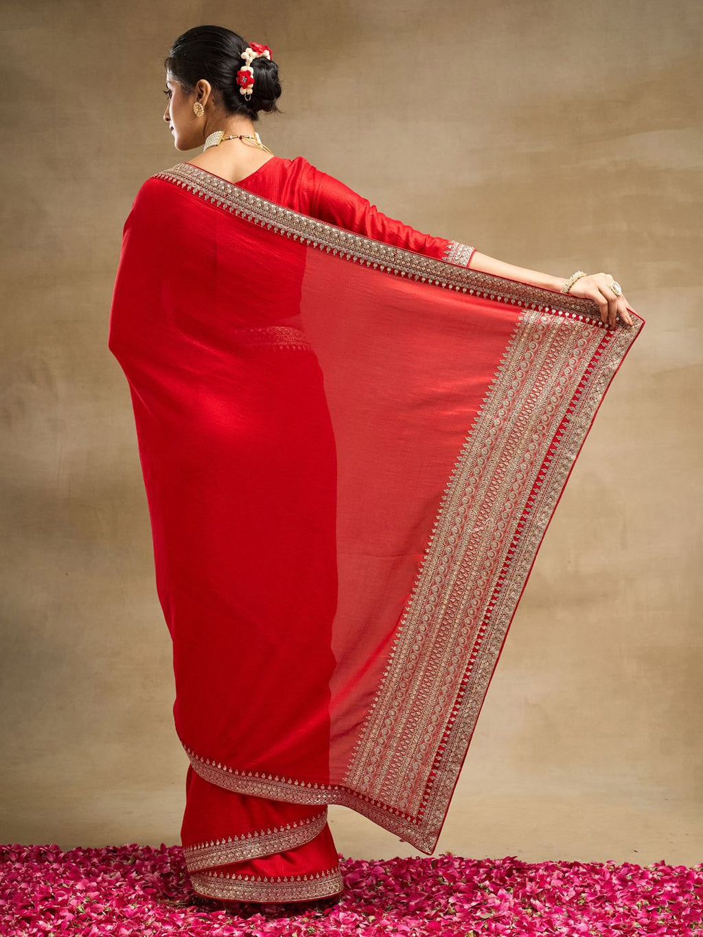 kasee Solid Embroidered Pure Silk Saree - Distacart