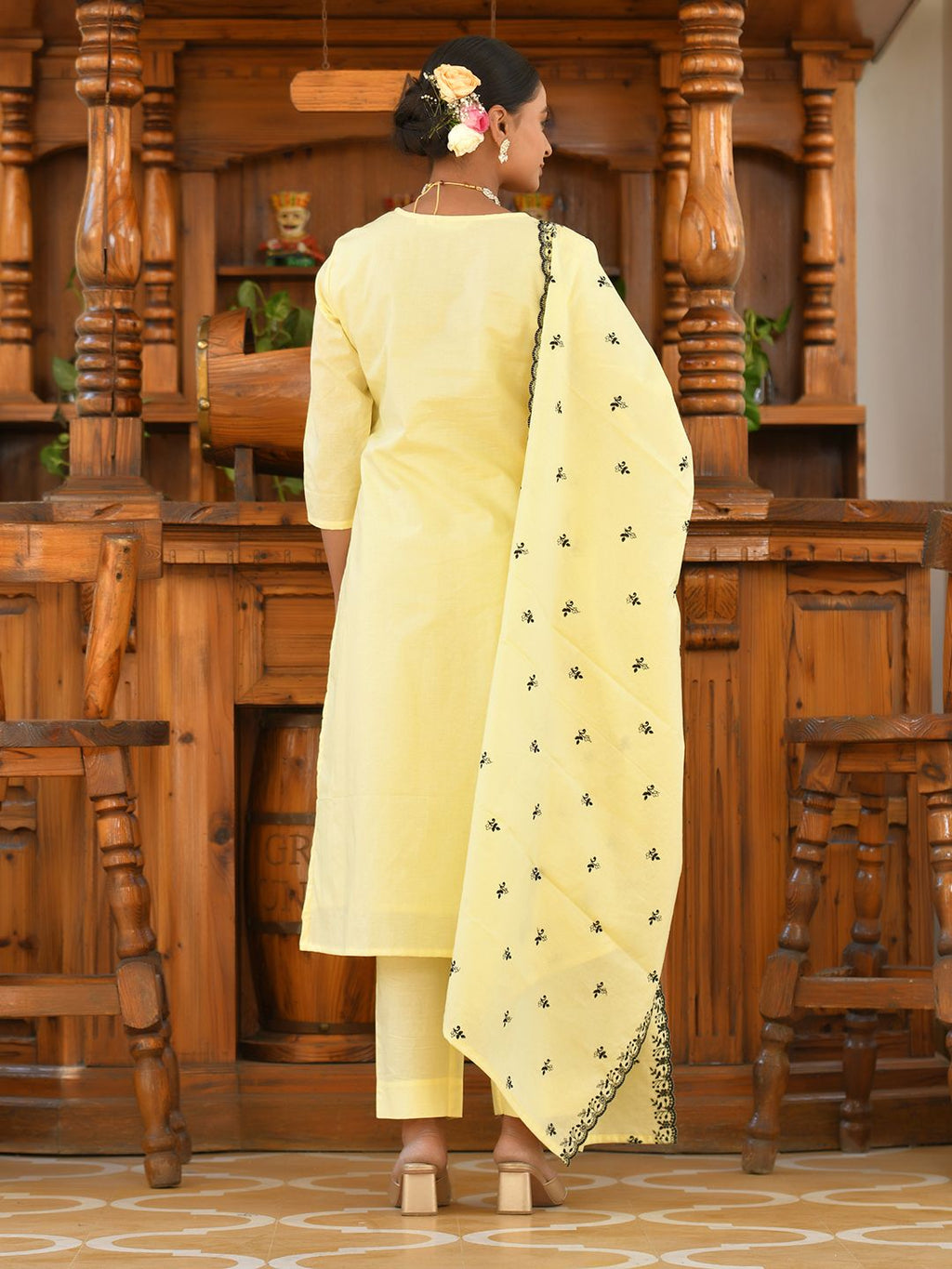 Vaasva Women's Cotton Solid Lemon Embroidered Suit Set