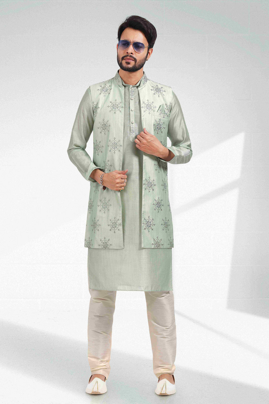 Raivat Ethnic Art Banarasi Silk Thread Work 3 Pics Jacket Set In Pista Green Colour