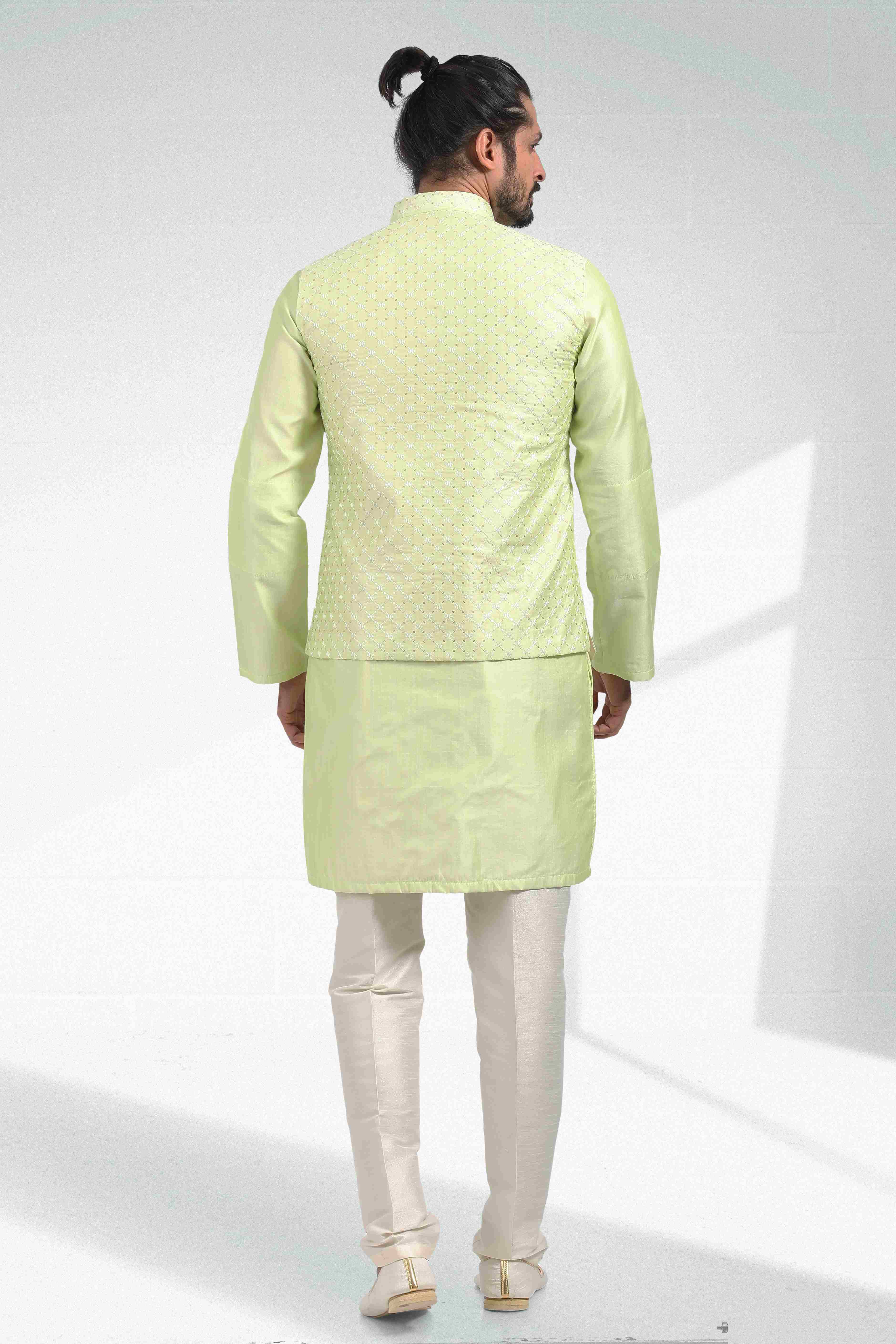 Raivat Ethnic Art Banarasi Silk Thread Work 3 Pics Jacket Set In Pista Green Colour
