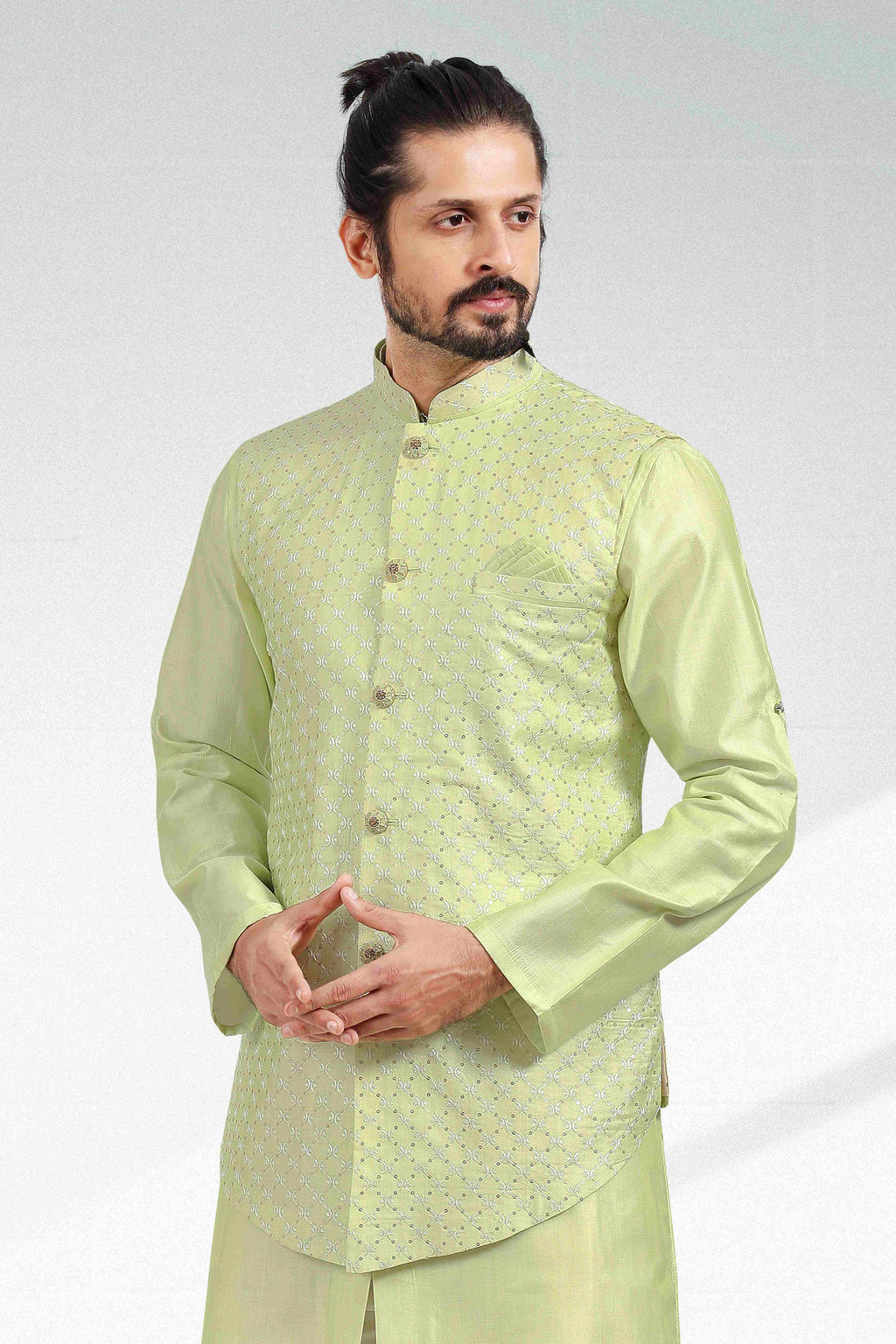 Raivat Ethnic Art Banarasi Silk Thread Work 3 Pics Jacket Set In Pista Green Colour
