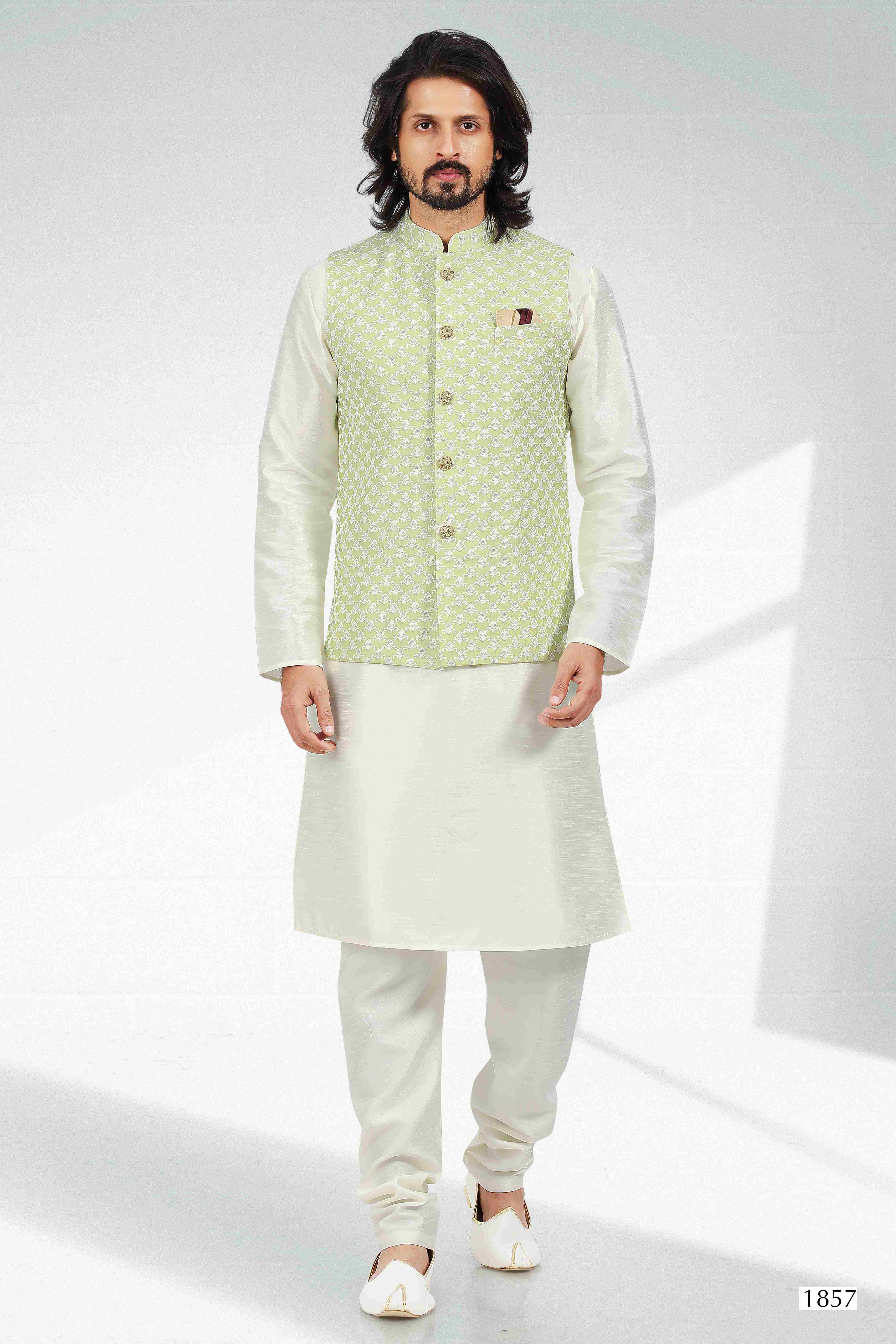 Raivat Ethnic Art Banarasi Silk Thread Work 3 Pics Jacket Set In Pista Green Colour