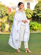 Vaasva Women's Grey Green Linen Suit Set With Cutwork Dupatta