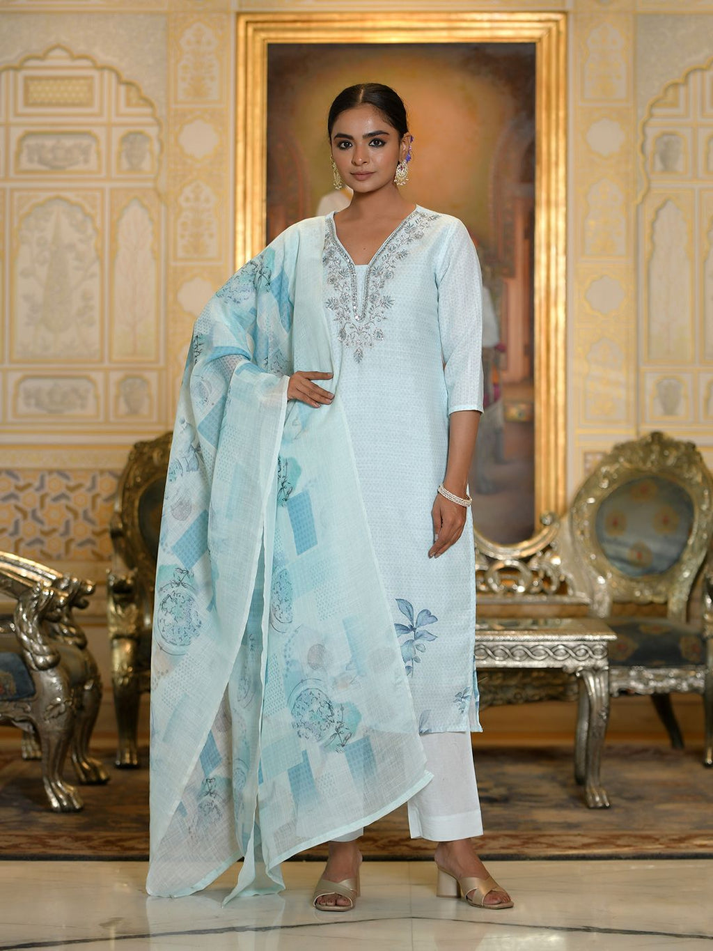 Vaasva Women's Blue Linen Suit Set With Printed Dupatta