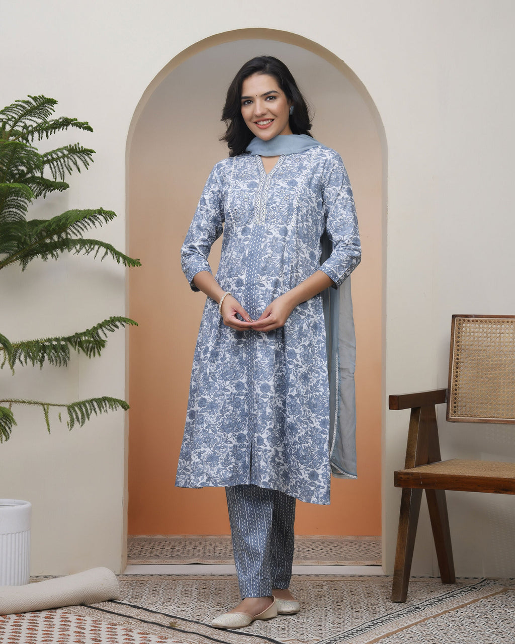 Vaasva Women Grey Panel Kurta With Cotton Pant & Dupatta - Distacart
