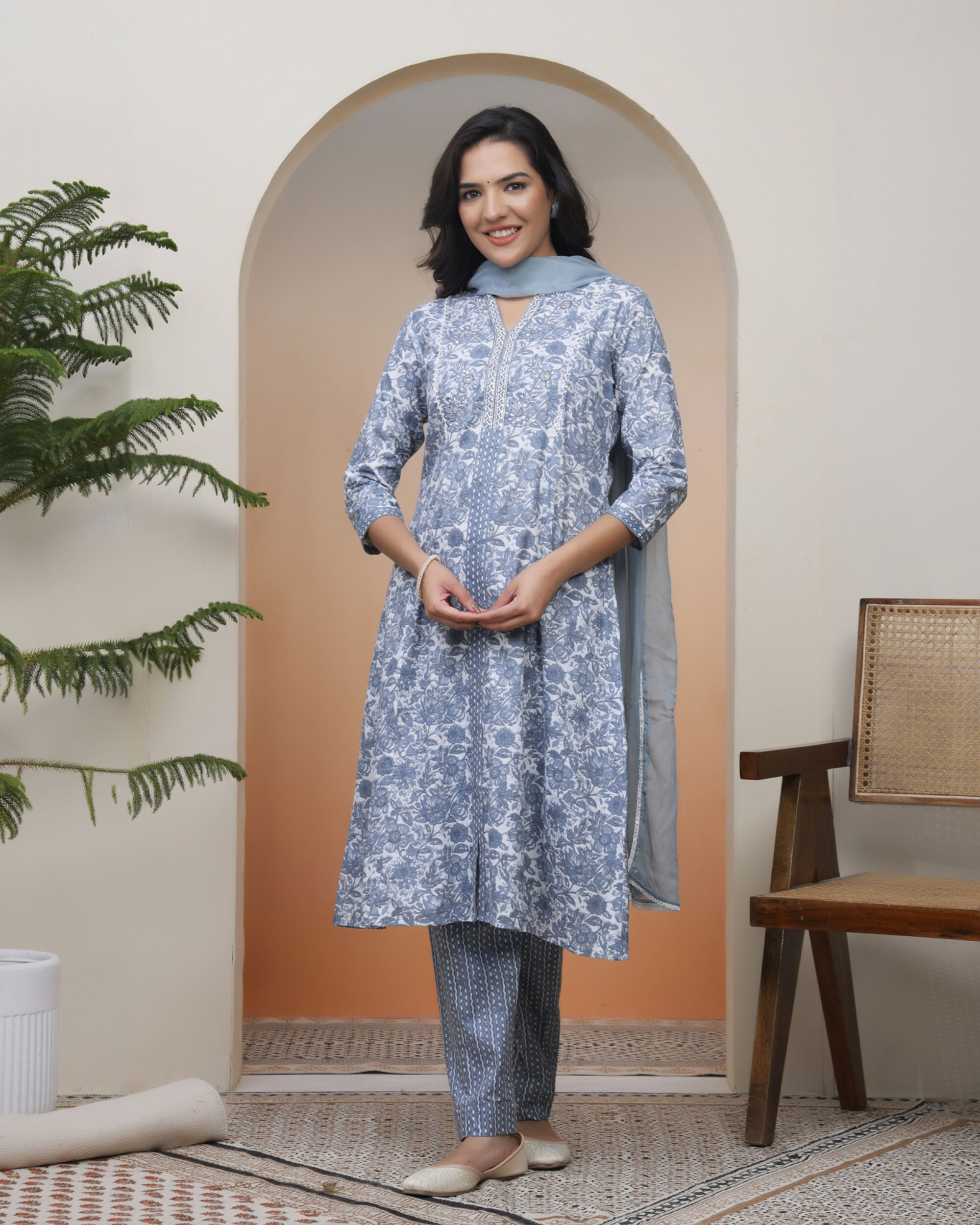 Vaasva Women Grey Panel Kurta With Cotton Pant & Dupatta - Distacart