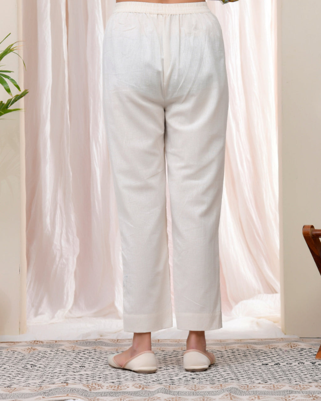 Vaasva Women Natural Cotton Flax Solid Straight Pants