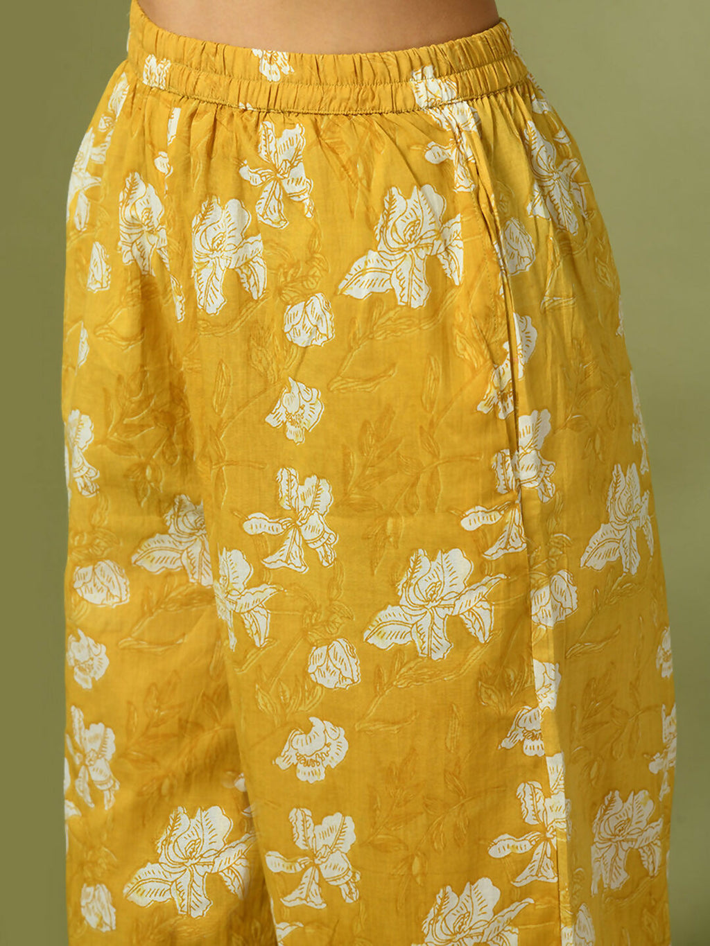 Myshka Women's Yellow Printed Cotton Round Neck Party Tunic With Trousers Co-ord set