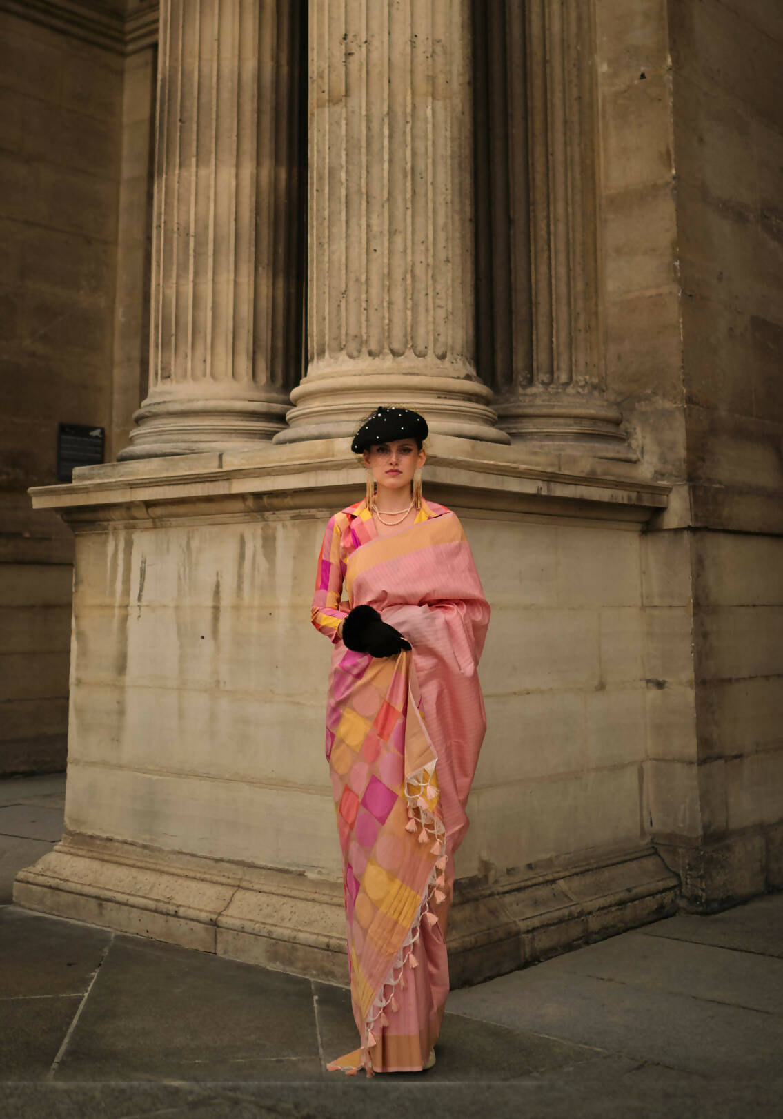 Dahlia Pinksoft Handloom Sik Zari & Thread Work, Contrast Pallu Saree - Rajtex Kube Silk