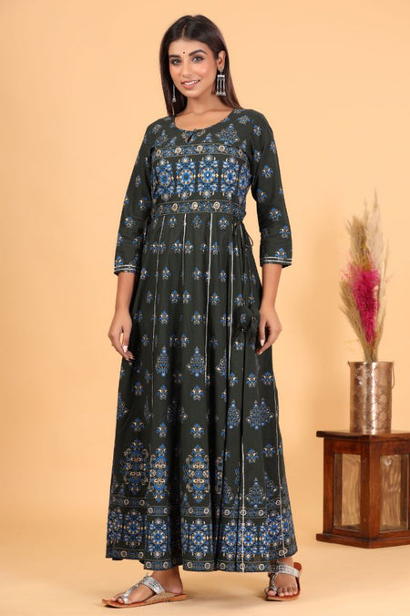 Kaajh Women's Green Gold Print Embellishment Anarkali Kurta