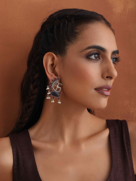 trueBrowns Silver Tone Pearl Drop Earrings