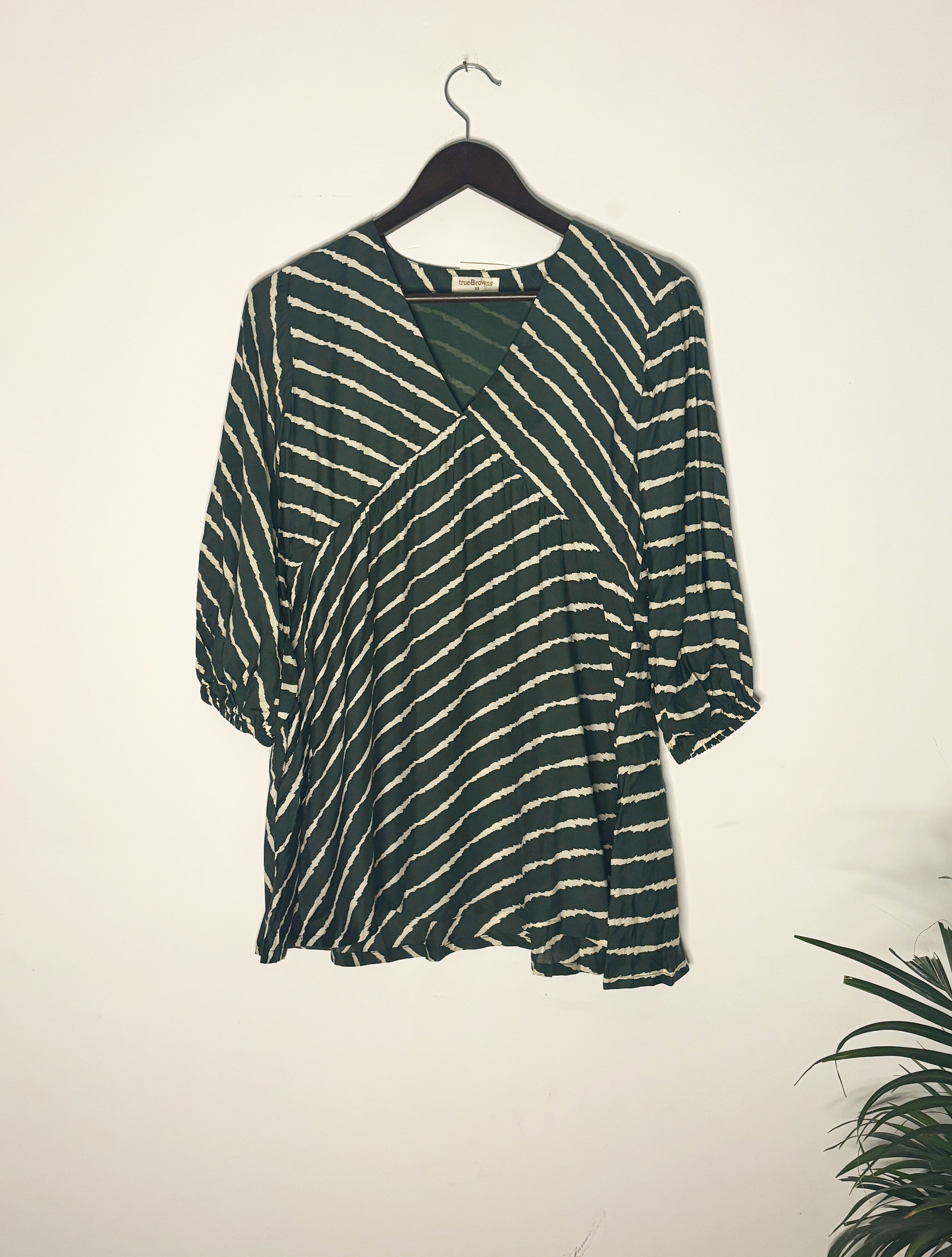 trueBrowns Green Lehariya Top