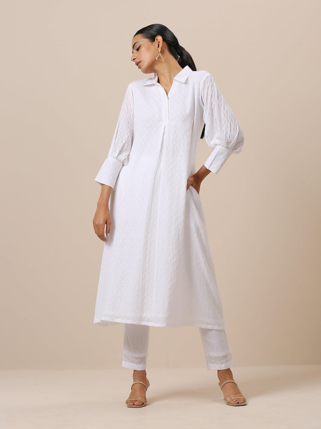 trueBrowns Cotton White Weave Collar Kurta Pant Set | Relove - Distacart