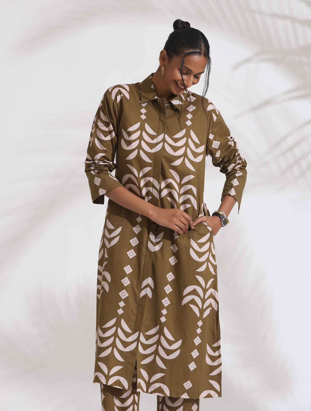 trueBrowns Olive Green Cotton Stripe Print Shirt Kurta Set - Distacart