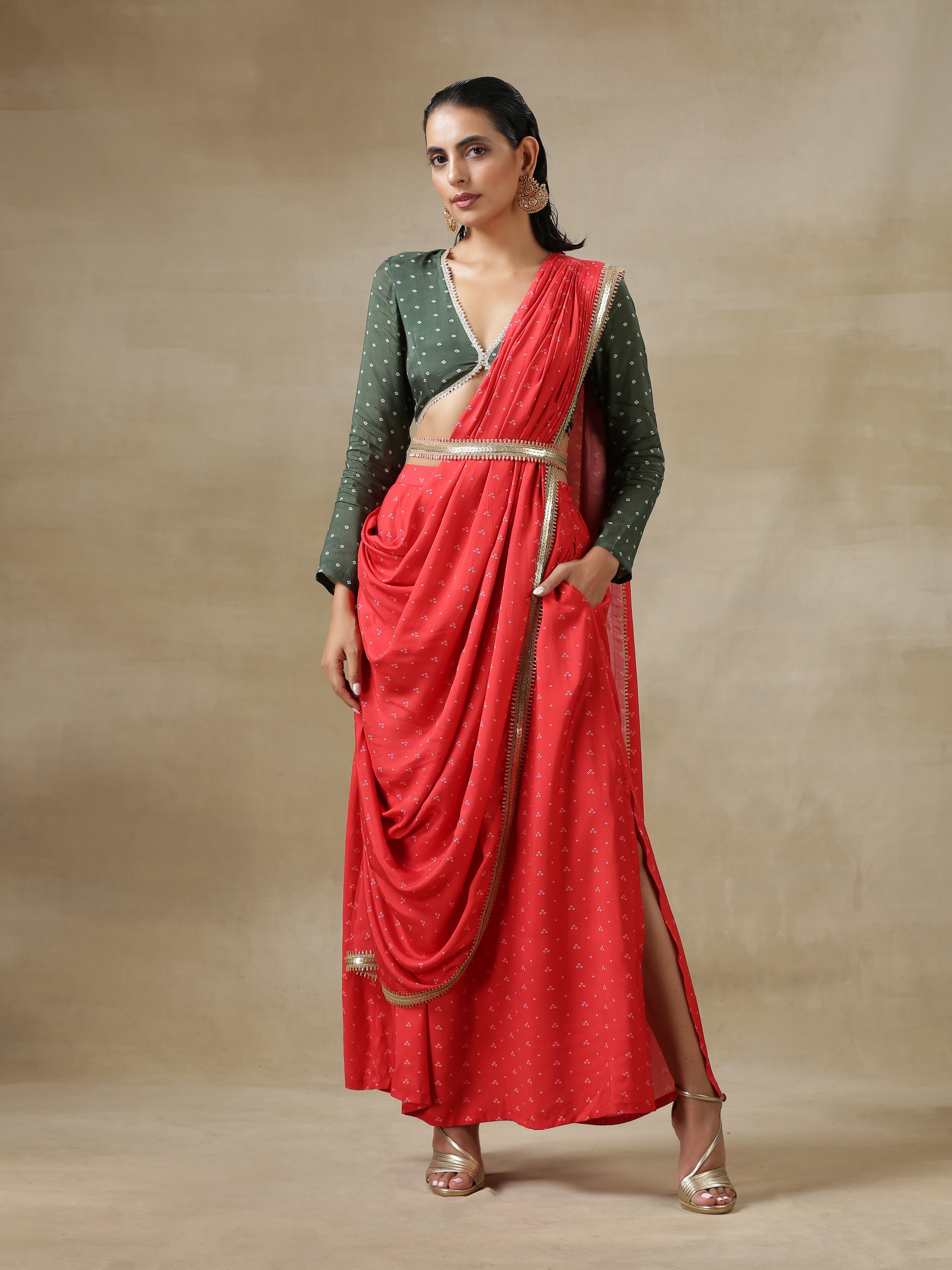 trueBrowns Red Bandhani Printed Silk Skirt Stitched Saree with Belt