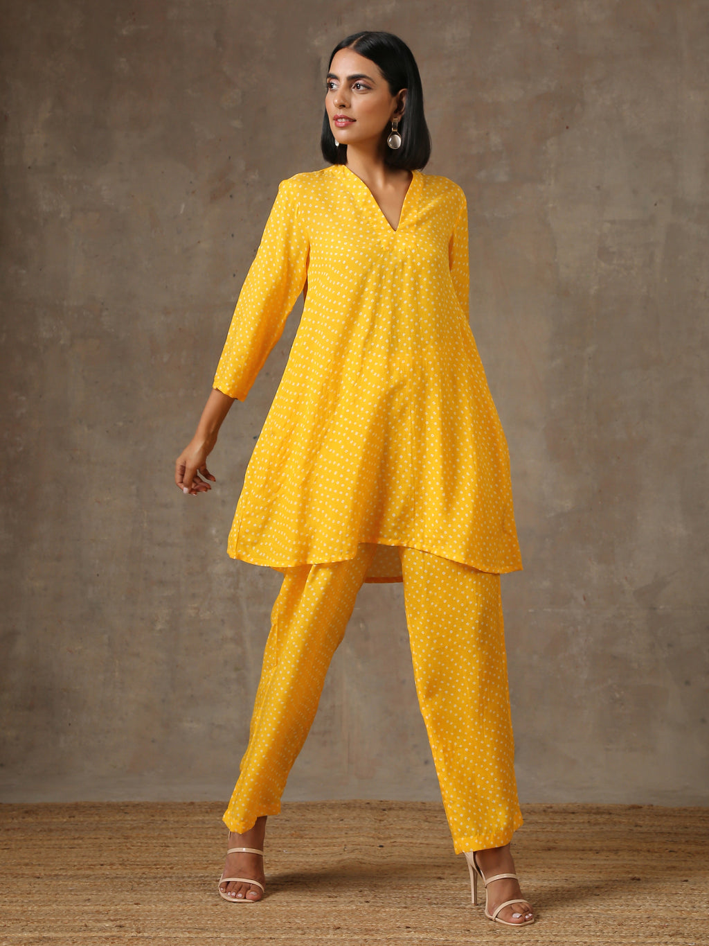 trueBrowns Yellow Bandhani Flare Printed Silk Co-Ord Set | Relove - Distacart