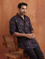 trueBrowns Men's Black Floral Printed Short Kurta