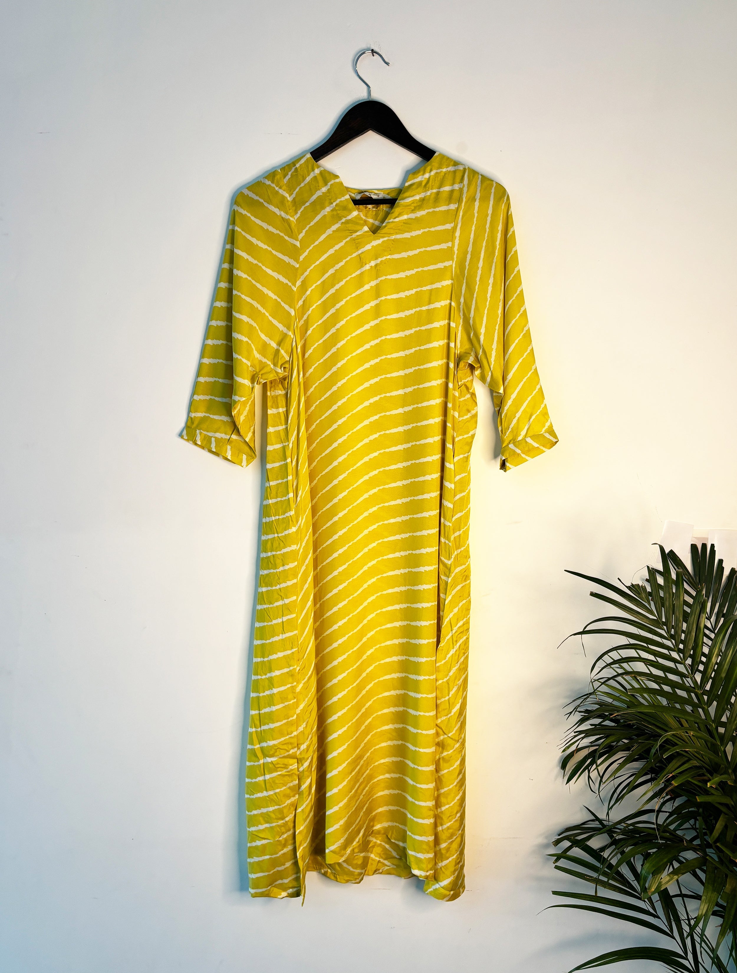 trueBrowns Lime Lehariya Kurta - Distacart