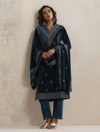 trueBrowns Blue Velvet Embroidered Kurta Pant Dupatta Set - Distacart