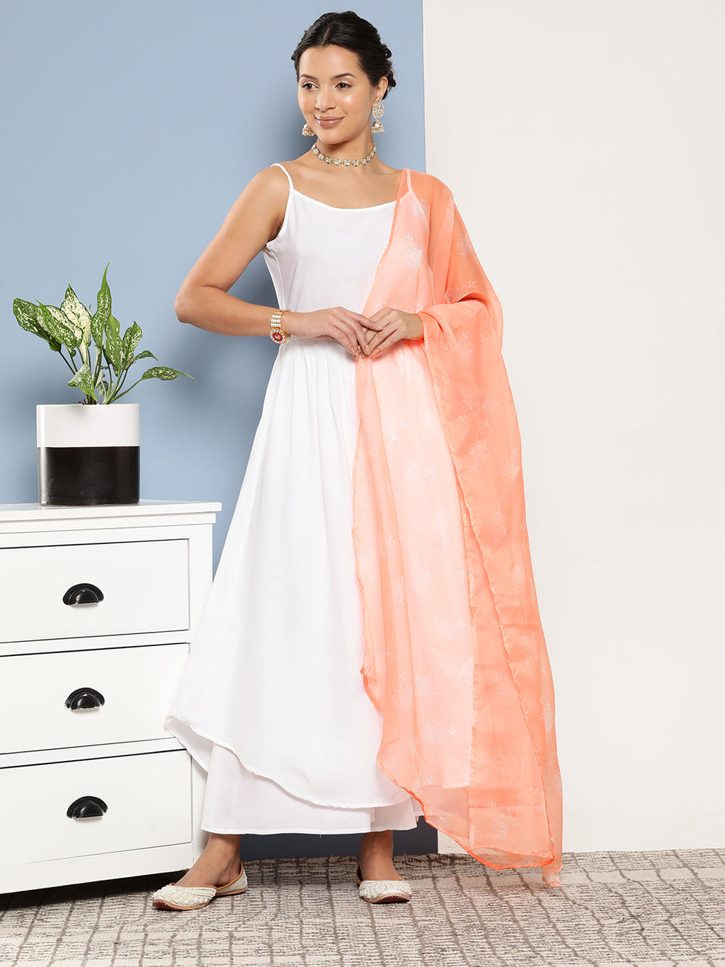 InWeave Women's Cream Strappy With Peach White Chintz Organza Dupatta