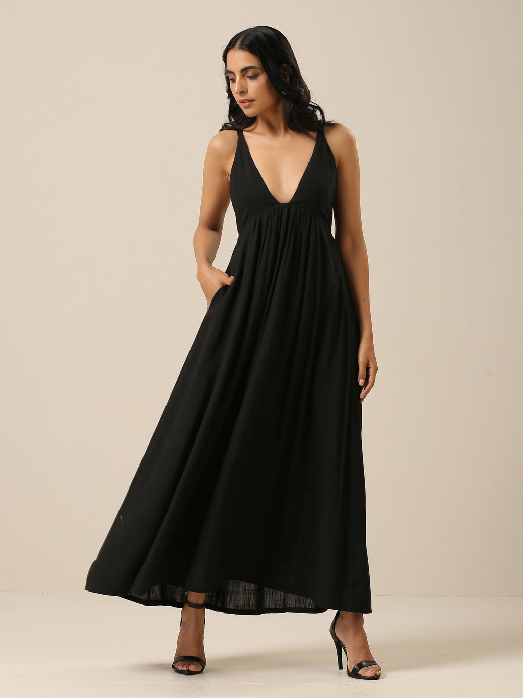 trueBrowns Black Slub Texture Sleeveless Dress - Distacart