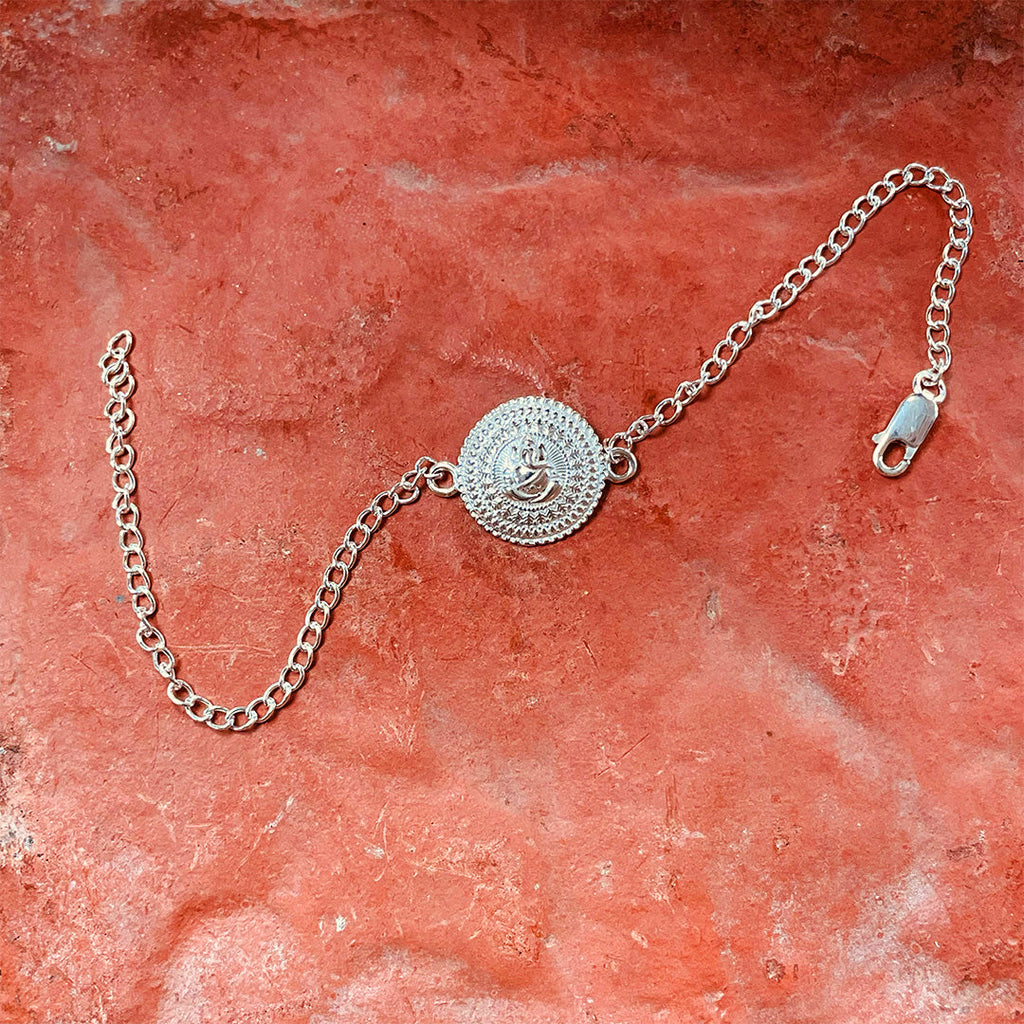trueBrowns 925 Sterling Silver Embossed Ganesh Idol Silver Chain Rakhi - Distacart
