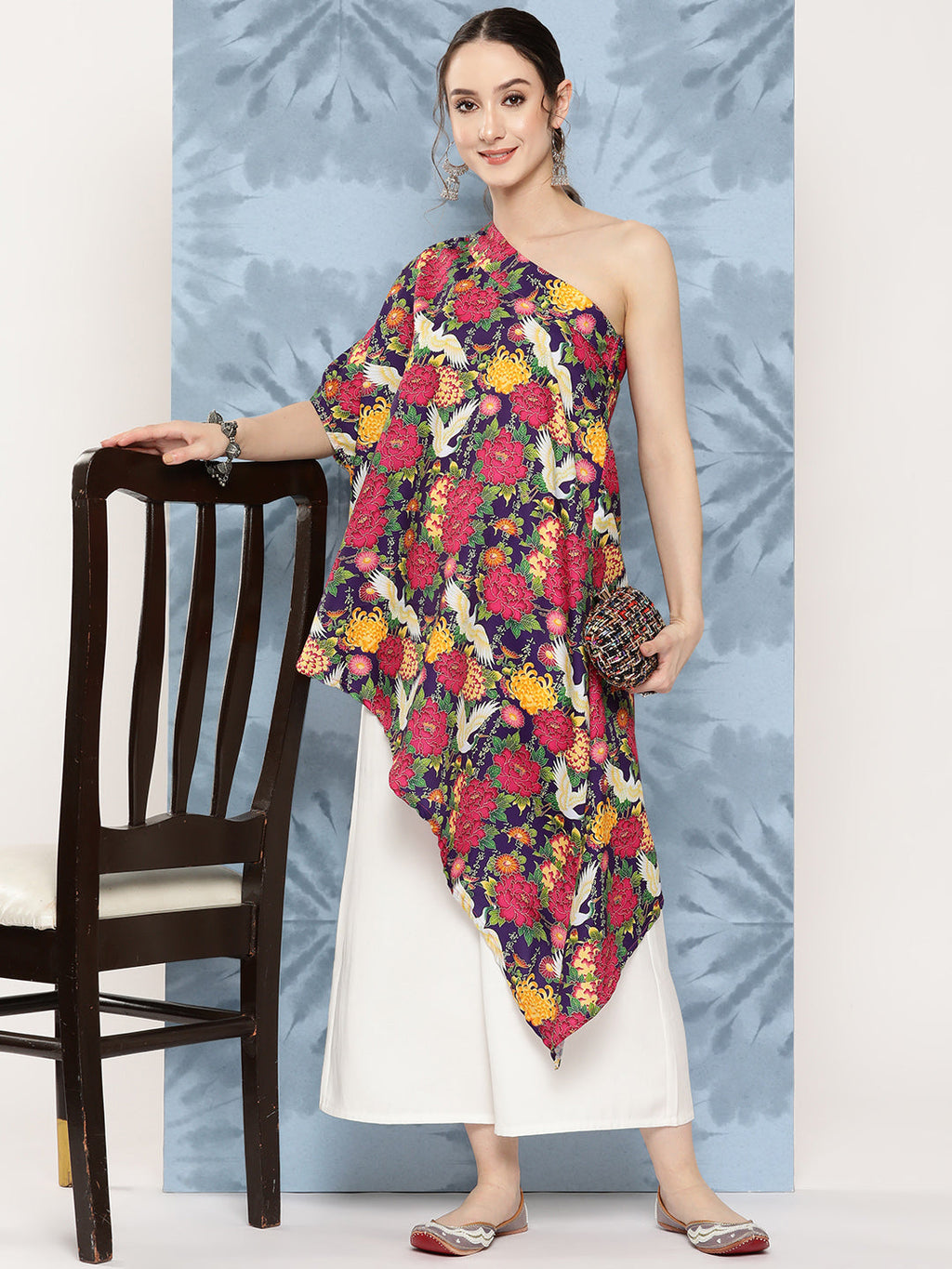 InWeave Women's Navy Bird Japanese Art Oneshoulder Top