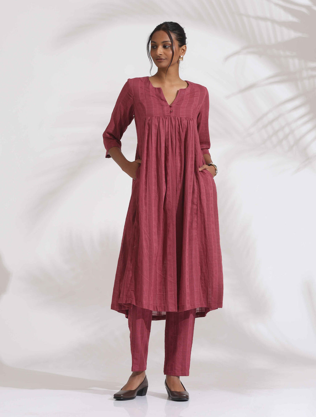 trueBrowns Maroon Cotton Flared Kurta Set - Distacart