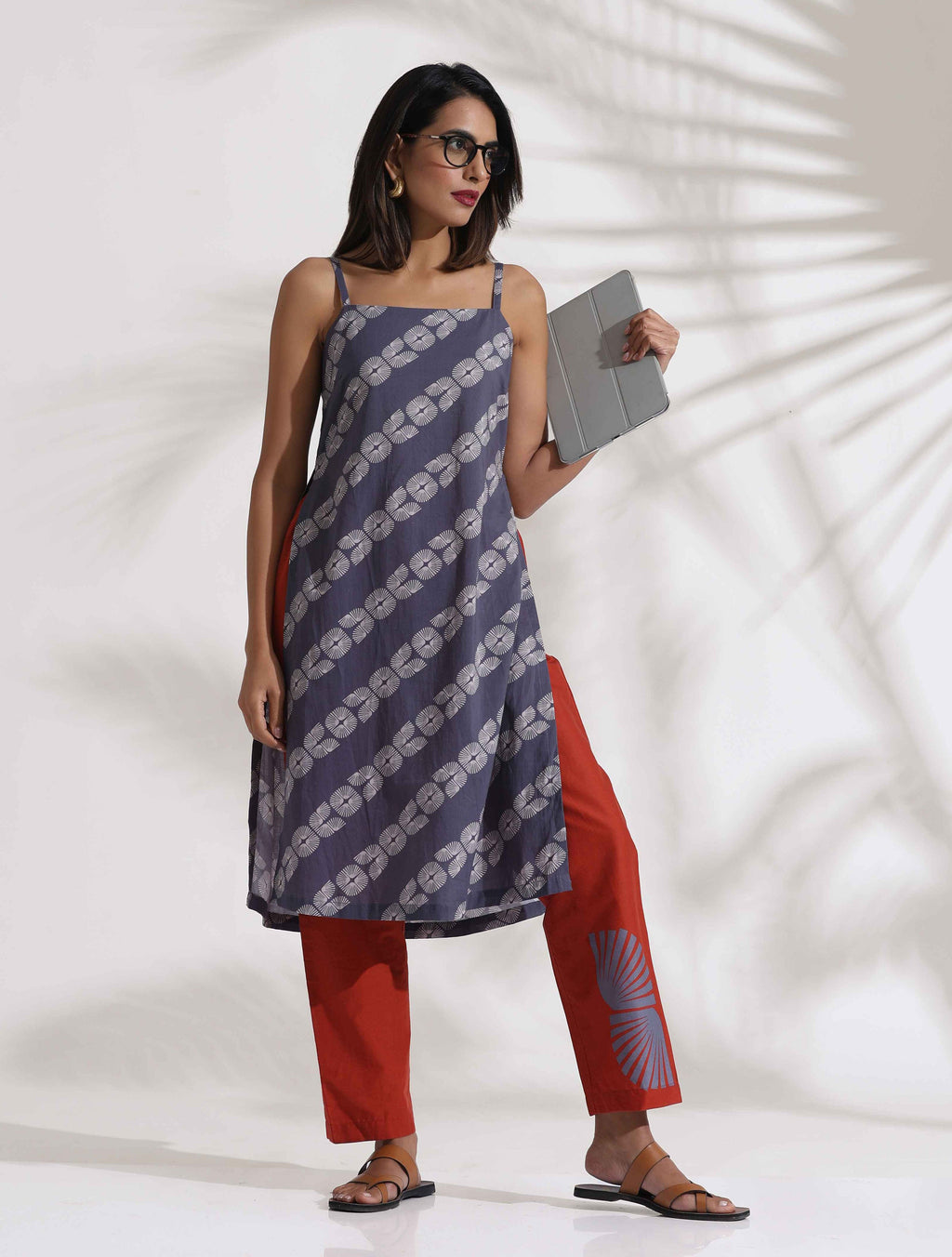 trueBrowns Grey Cotton Print Highslit Kurta Set - Distacart