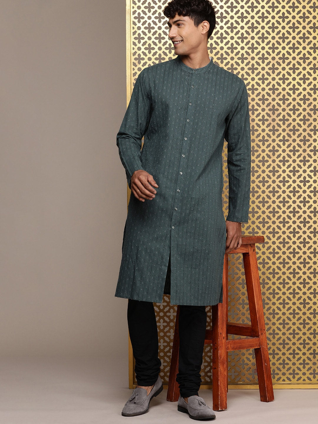 House of Pataudi Woven Design Straight Jashn Kurta