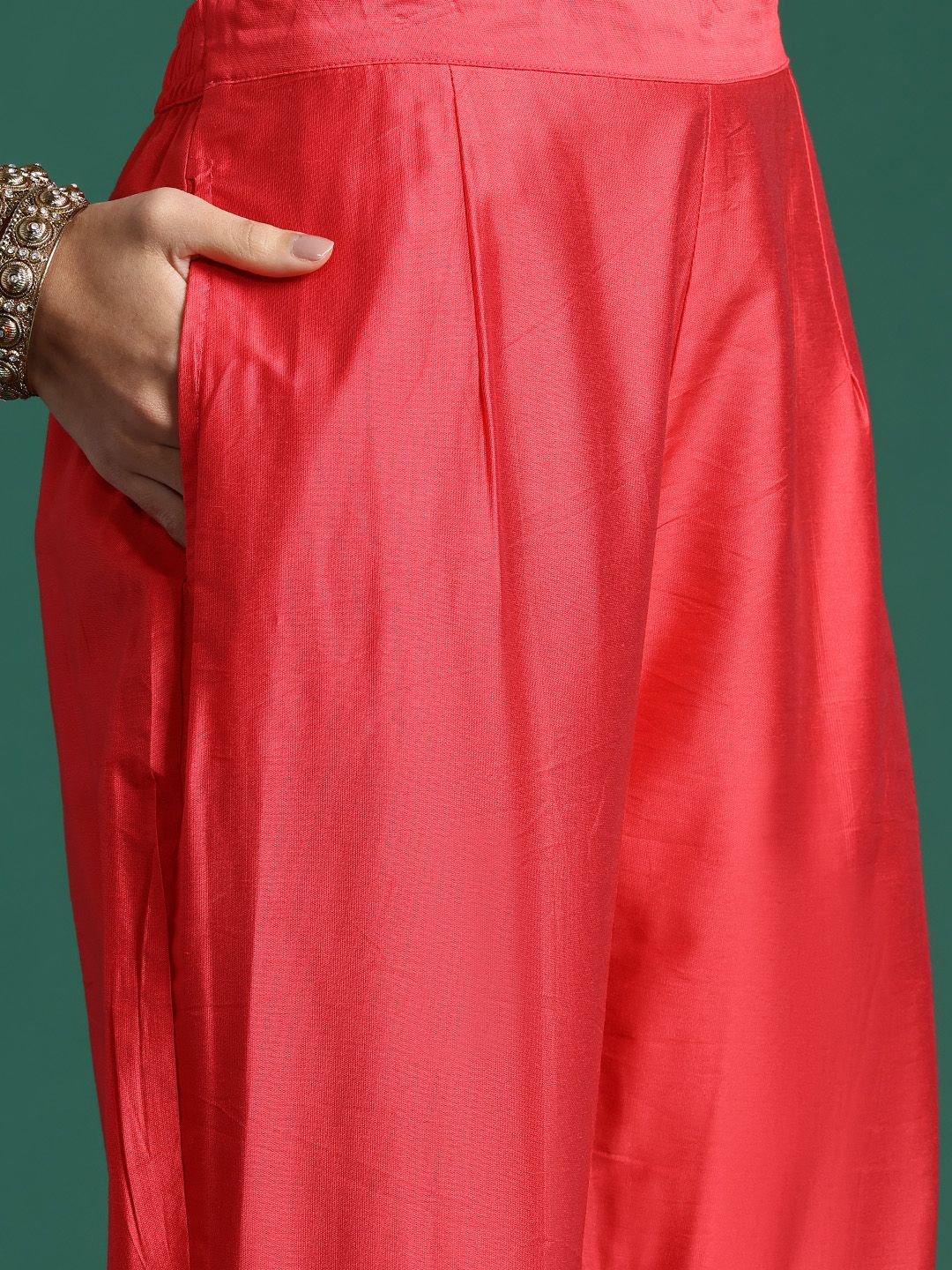 Indo Era Ethnic Motifs Printed Zari Kurta with Trousers & With Dupatta - Distacart