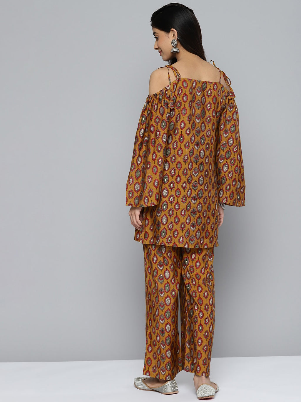 HERE&NOW Women Ethnic Motifs Printed Cold-Shoulder Kurta with Palazzos